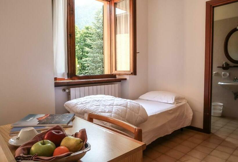 スタンダードトリプルルーム, Villa Luzzago