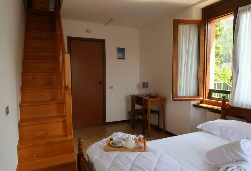 スタンダード４人部屋, Villa Luzzago
