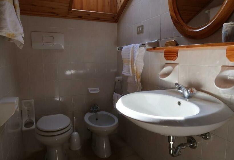 スタンダード４人部屋, Villa Luzzago