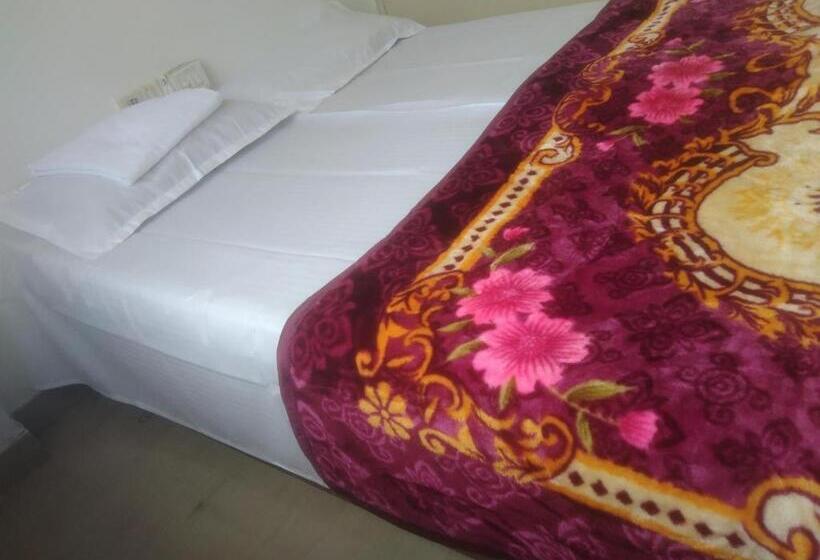 Номер Стандарт с Балконом, Dev Hotel Mansarovar