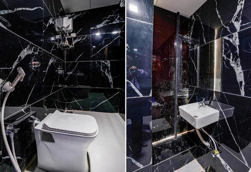 豪华房间, Super Collection O Adajan Near Western Business Hub