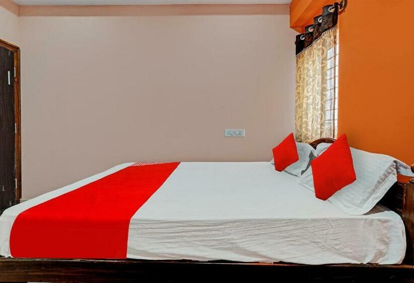 חדר קלאסי לשלושה, Oyo Flagship Mr Lodge