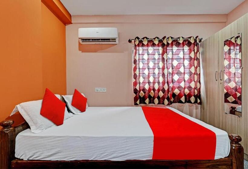 חדר קלאסי לשלושה, Oyo Flagship Mr Lodge