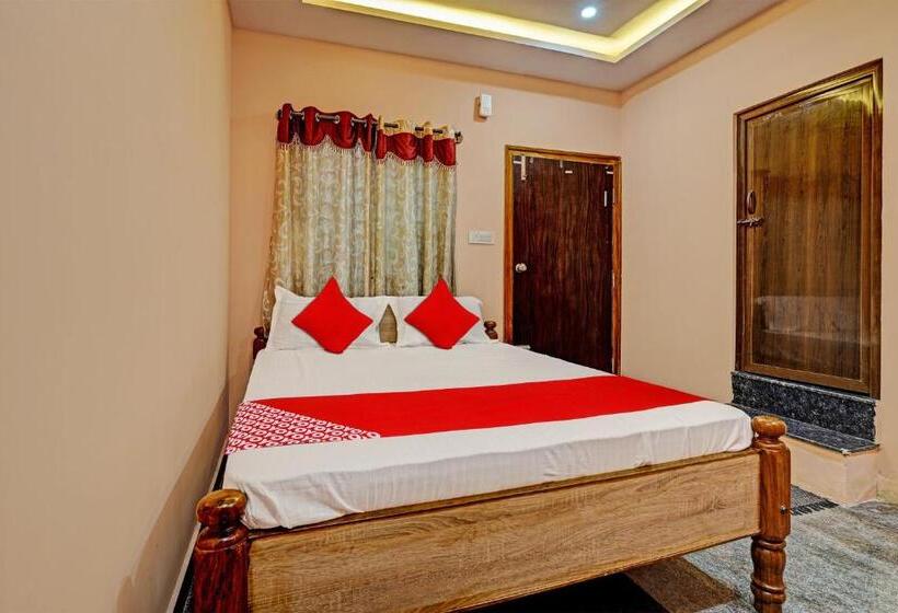 חדר קלאסי לשלושה, Oyo Flagship Mr Lodge