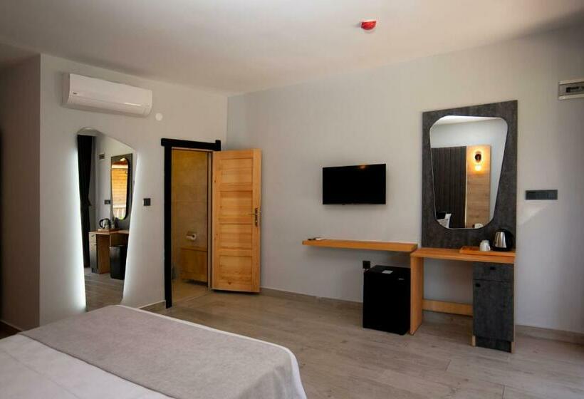 חדר אקונומי, Mukha Ormanli