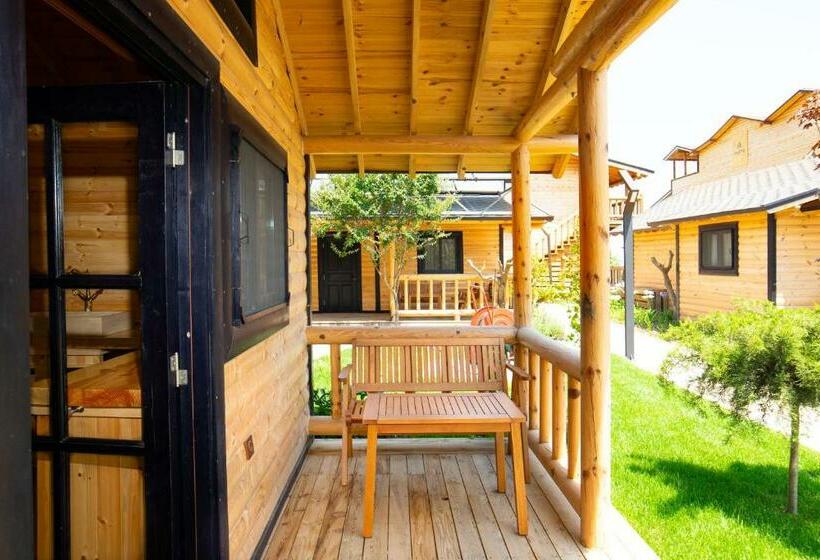 בקתה סטנדרטית, Mukha Ormanli