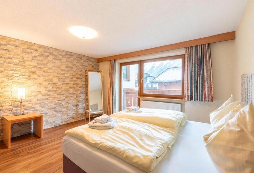 带3个卧室的公寓, Garni Hanni