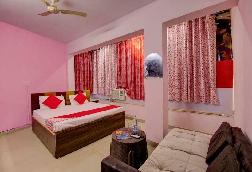 חדר קלאסי לשלושה, Oyo Flagship Mountain Valley Guest House