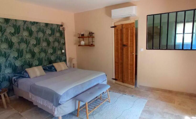 سوییت جونیور, Le Mas Neuf 1752