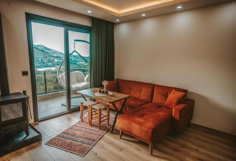 庭の見える１ベッドルームアパートメント, Green Hill Apart