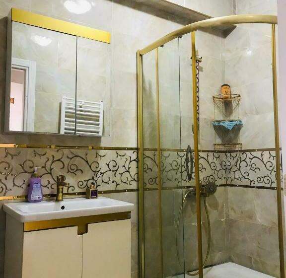 エコノミールーム, Halil Bey Konağı