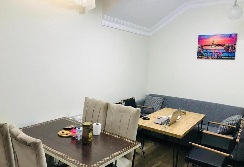 スタンダード4人部屋, Halil Bey Konağı