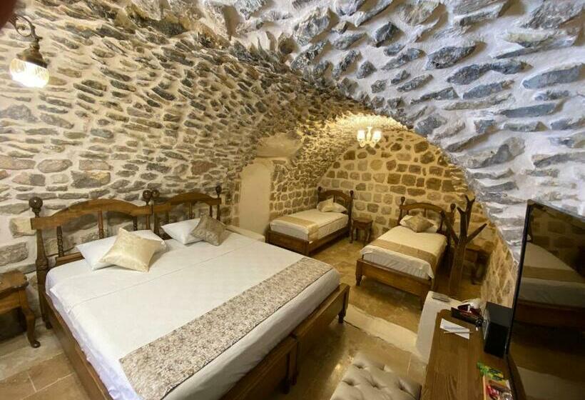 اتاق خانوادگی با سرویس بهداشتی مشترک, Hanedan Konağı Butik Otel