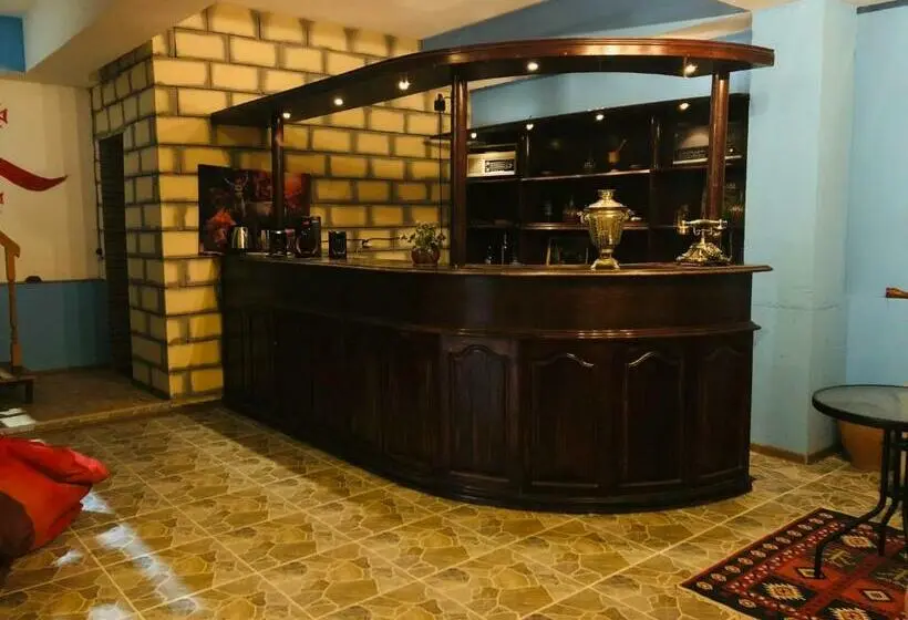 اتاق استاندارد, Fiten House