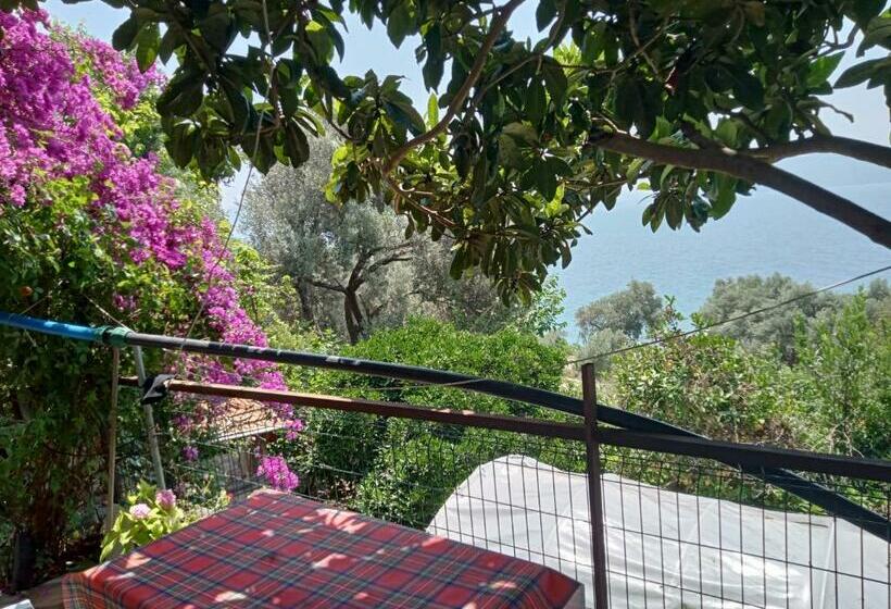 带1个卧室的带海景的公寓, Ayşen Ablanın Yeri