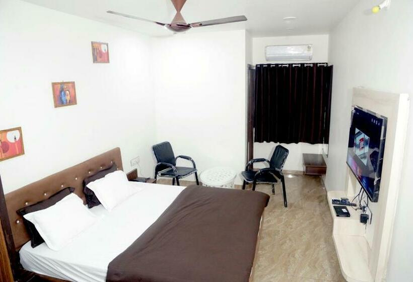 اتاق سوپریور, Kiwi Inn