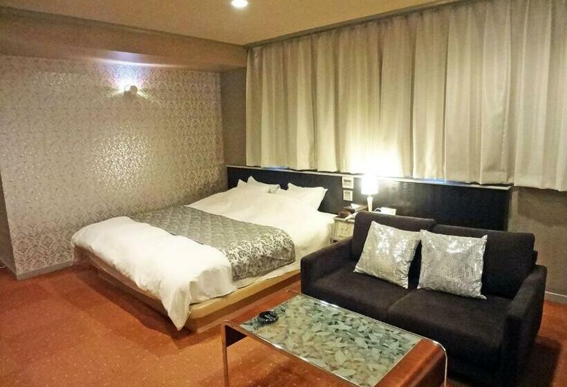 Chambre Deluxe, ホテルボンボヤージュ