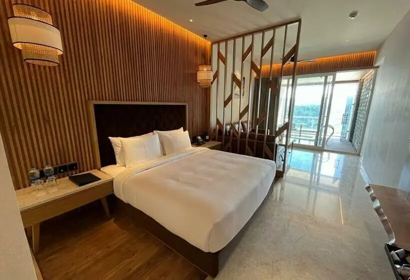 Suite with Pool, Anantam Resort & Spa