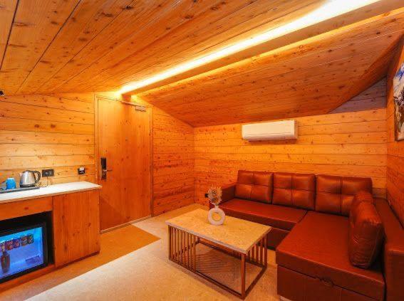 带1个卧室的顶楼公寓, Anantam Resort & Spa