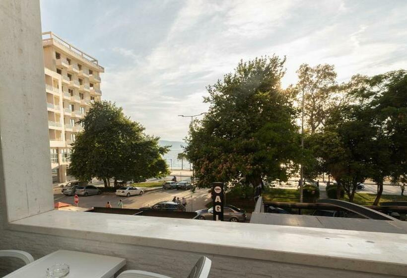 片側に海が見えるデラックスルーム, Aglon Twin S