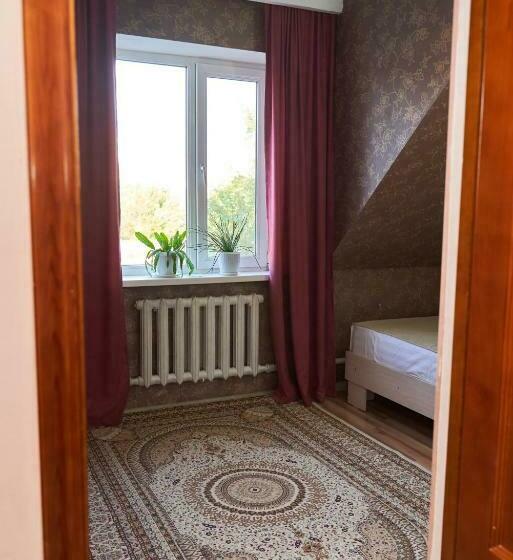 اتاق سوپریور خانوادگی, Nomad Hostel