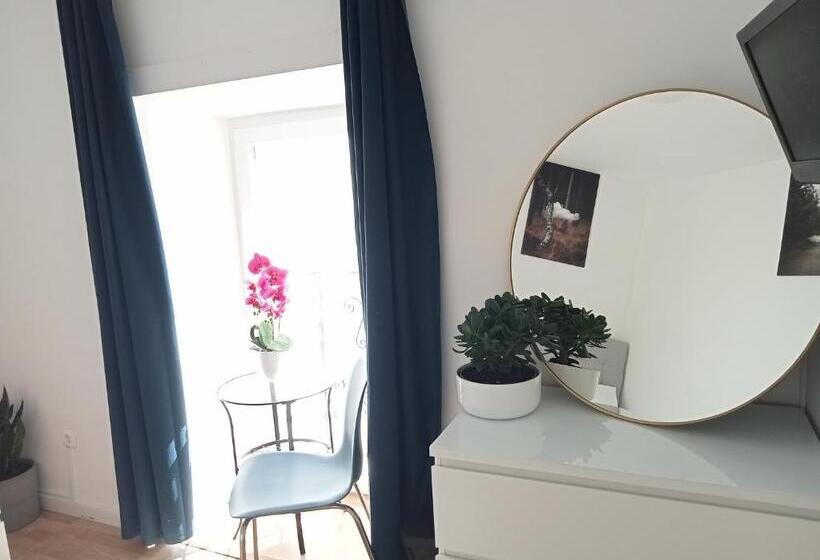 اتاق لوکس, Sylhet Bnb