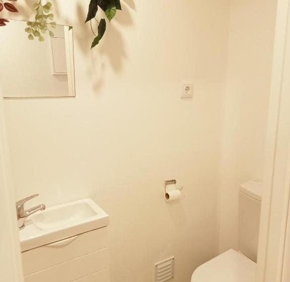 اتاق خانوادگی, Sylhet Bnb