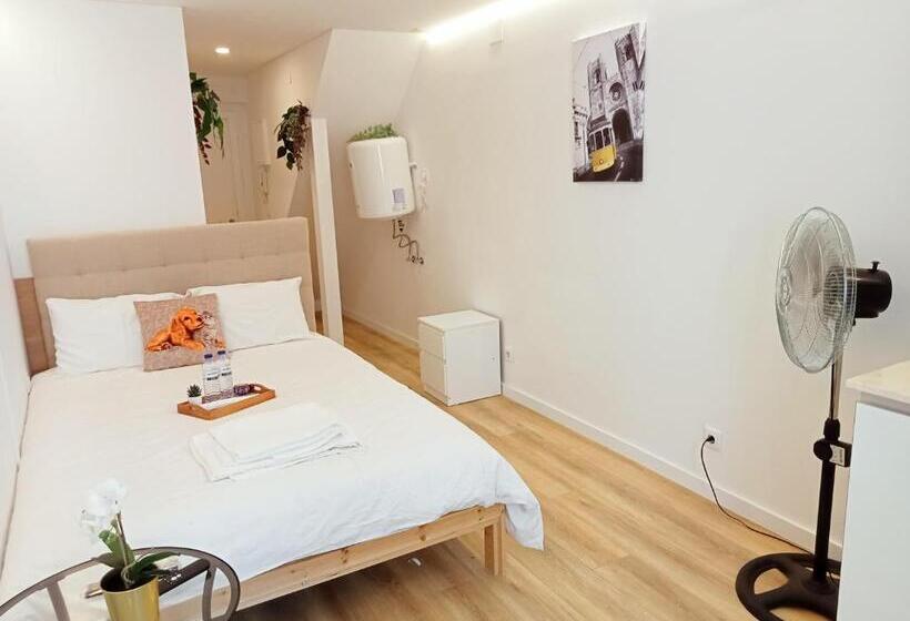 اتاق خانوادگی, Sylhet Bnb