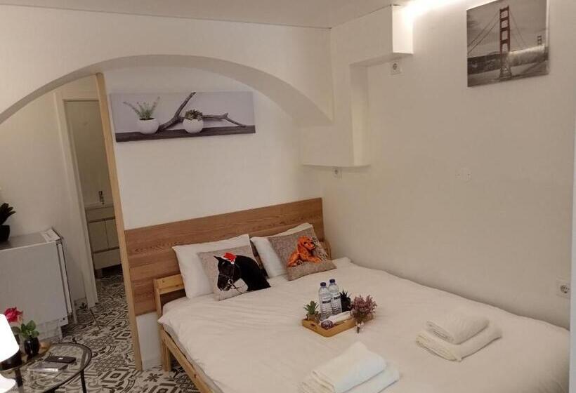 اتاق استاندارد, Sylhet Bnb