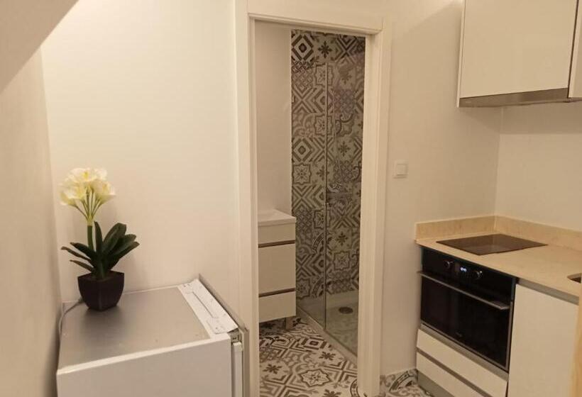 اتاق استاندارد, Sylhet Bnb