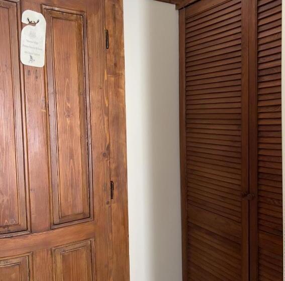 اتاق استاندارد با بالکن, Villa Sagan