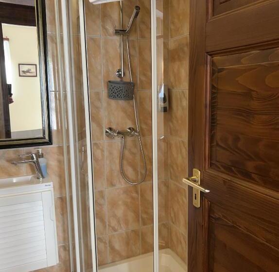 Quarto Estandar com Sacada, Villa Sagan