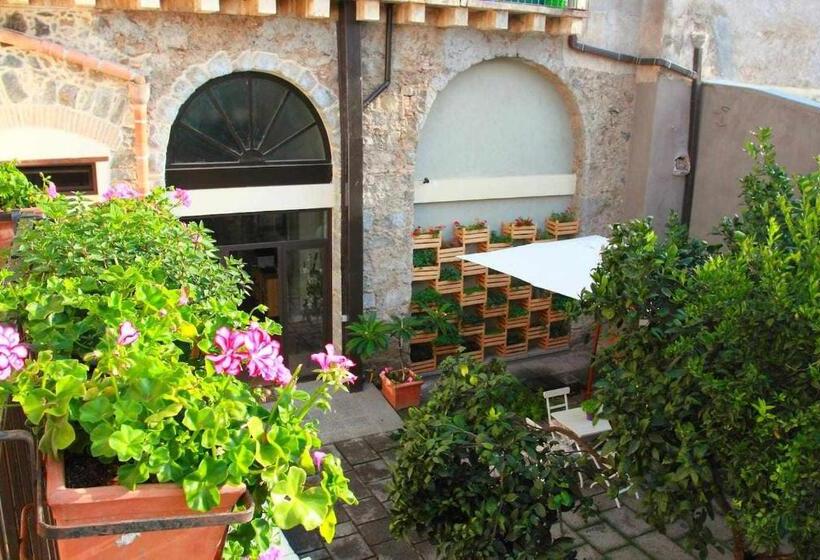标准房带园景, B&b Comeinsicily Cortedeilimoni Charming & Relax