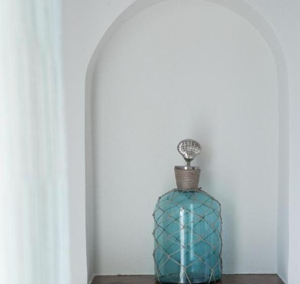 小型套房侧面可观海景, Delfino Blu Wellness Boutique