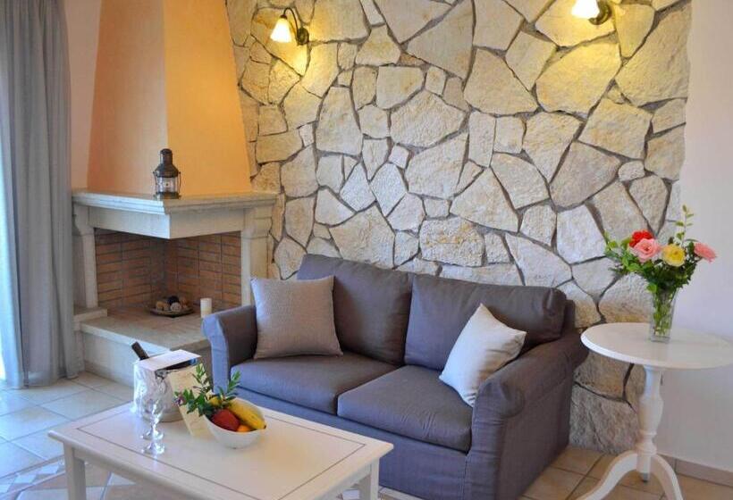 侧面带海景及1个卧室的复式公寓, Delfino Blu Wellness Boutique