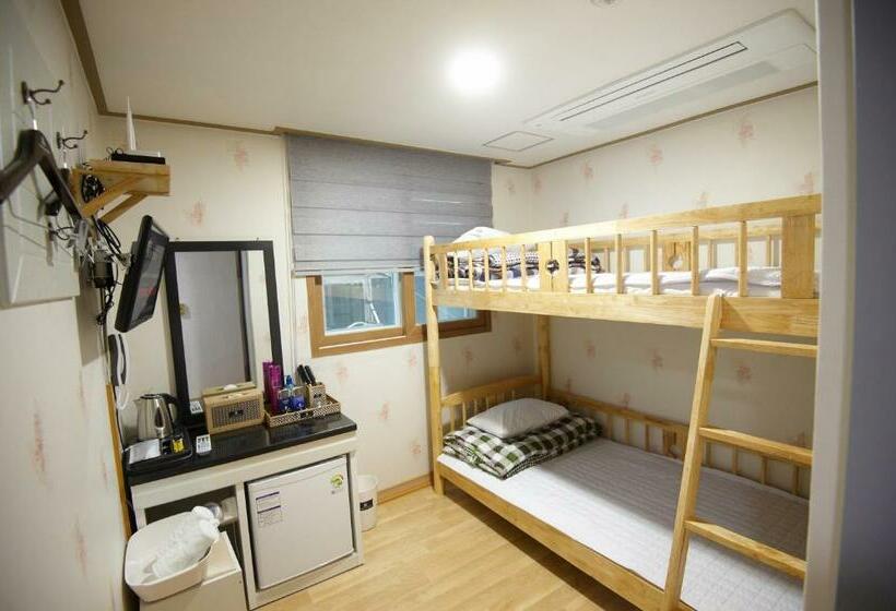 Quarto Estandard com beliche, Dorcas Tourist Hostel