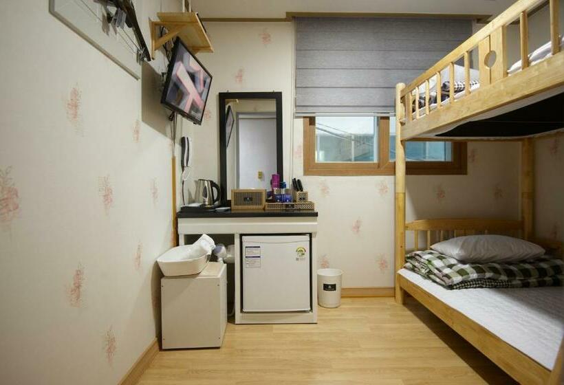 Quarto Estandard com beliche, Dorcas Tourist Hostel