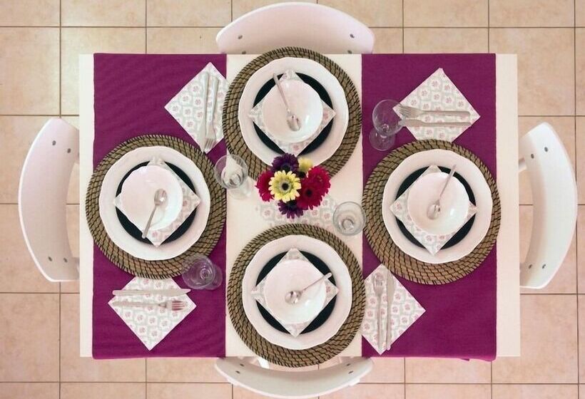 1ベッドルームのデラックスアパートメント, Flower Pot Complex Aparts & Studios!