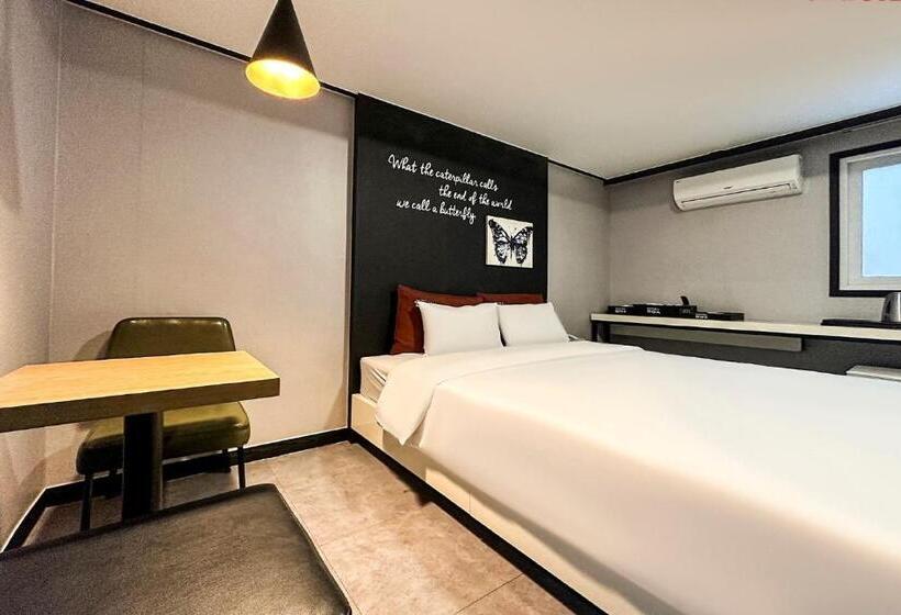 Chambre Standard avec Balcon, Box