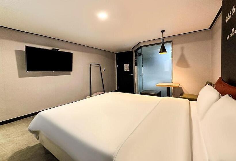 Chambre Standard avec Balcon, Box