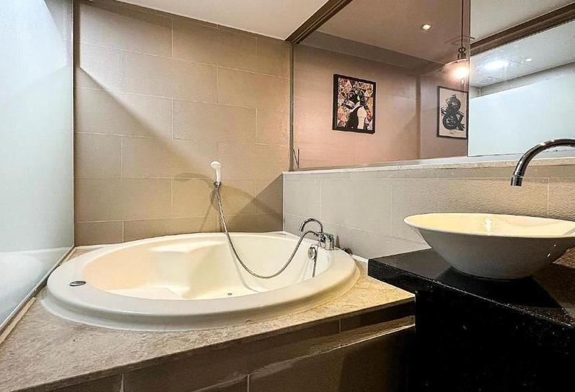 Chambre Standard, Box