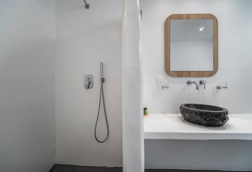 سوییت خانوادگی, Serenità Luxury Suites