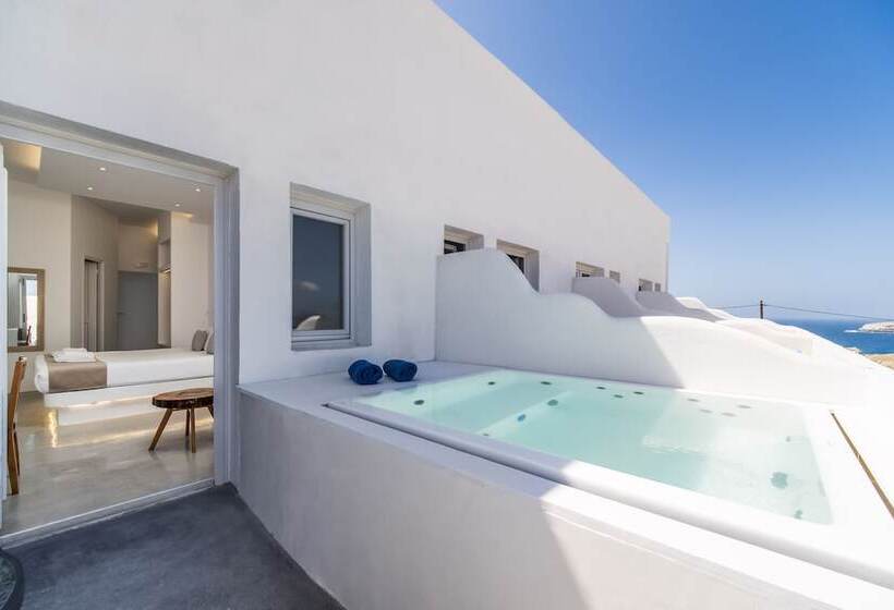 سوئیت دولوکس با چشمانداز, Serenità Luxury Suites