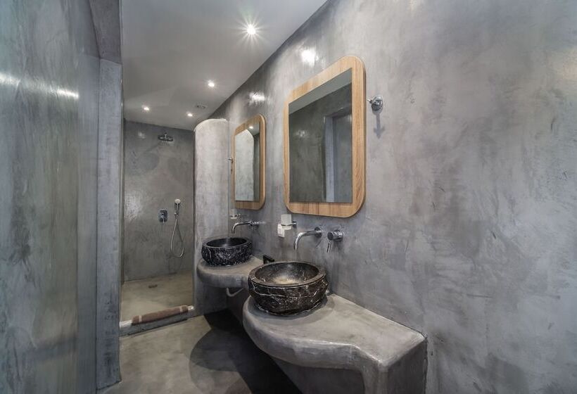 سوئیت با چشمانداز, Serenità Luxury Suites