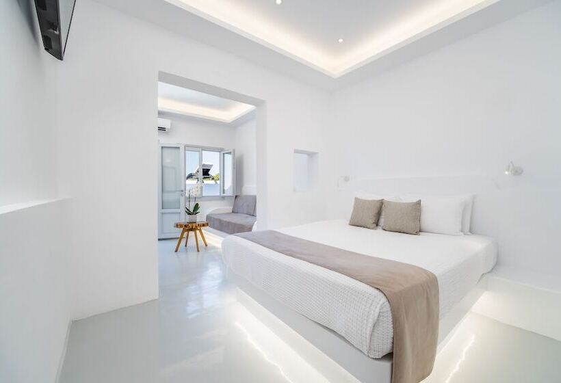 سوئیت دولوکس با چشمانداز, Serenità Luxury Suites