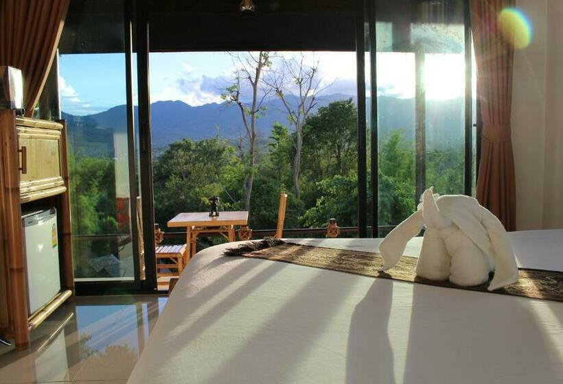 バスタブ付きデラックスルーム, Changpai Hill