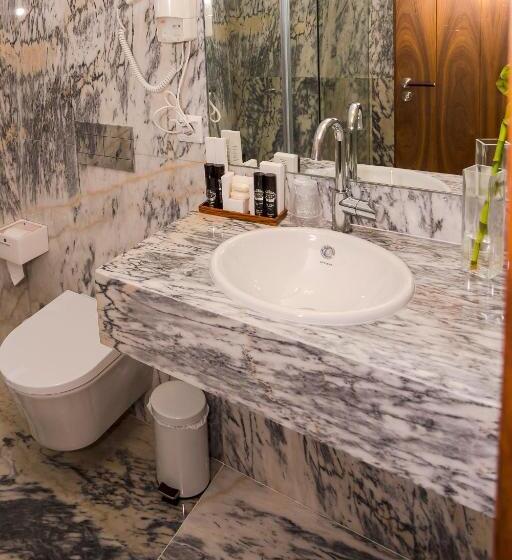 스탠다드 룸 산 전망, Enigma Nature & Water