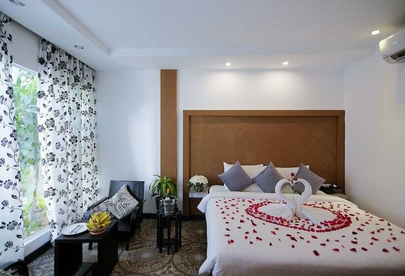 سوییت لوکس, Fancy Boutique Villa