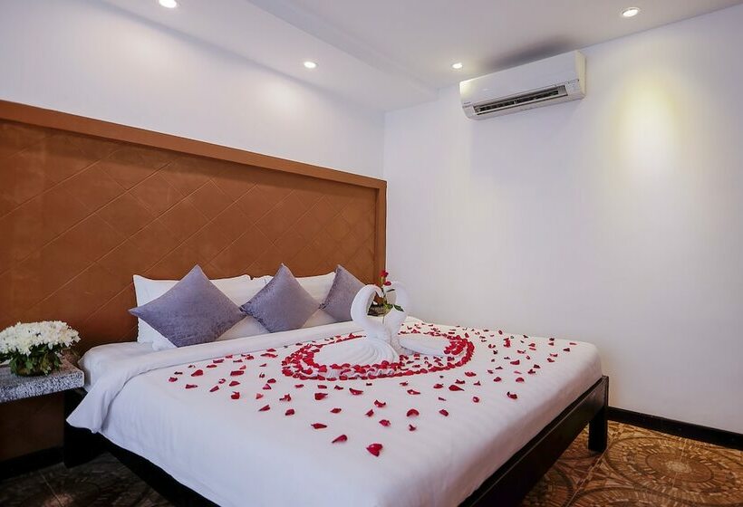 سوییت لوکس, Fancy Boutique Villa