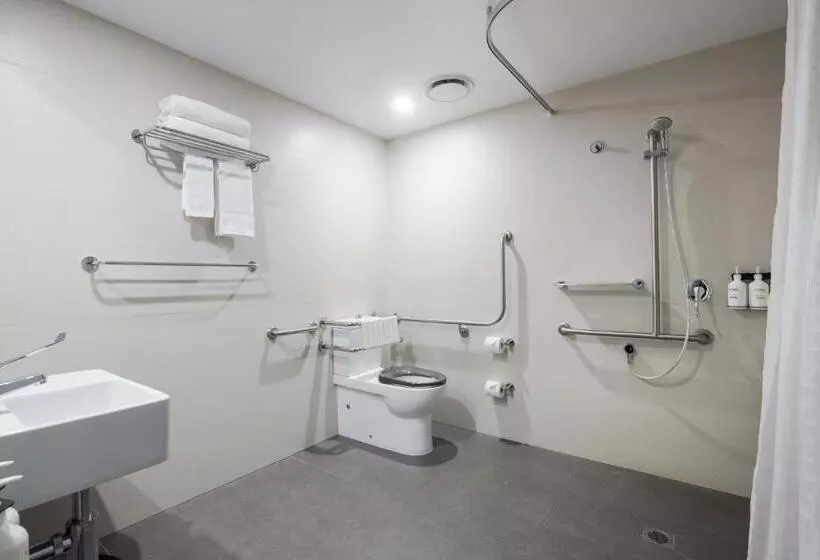 身障者適用スタンダードルーム, Holiday Inn West Perth, An Ihg